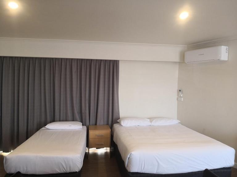 丹德农汽车旅馆 外观 照片